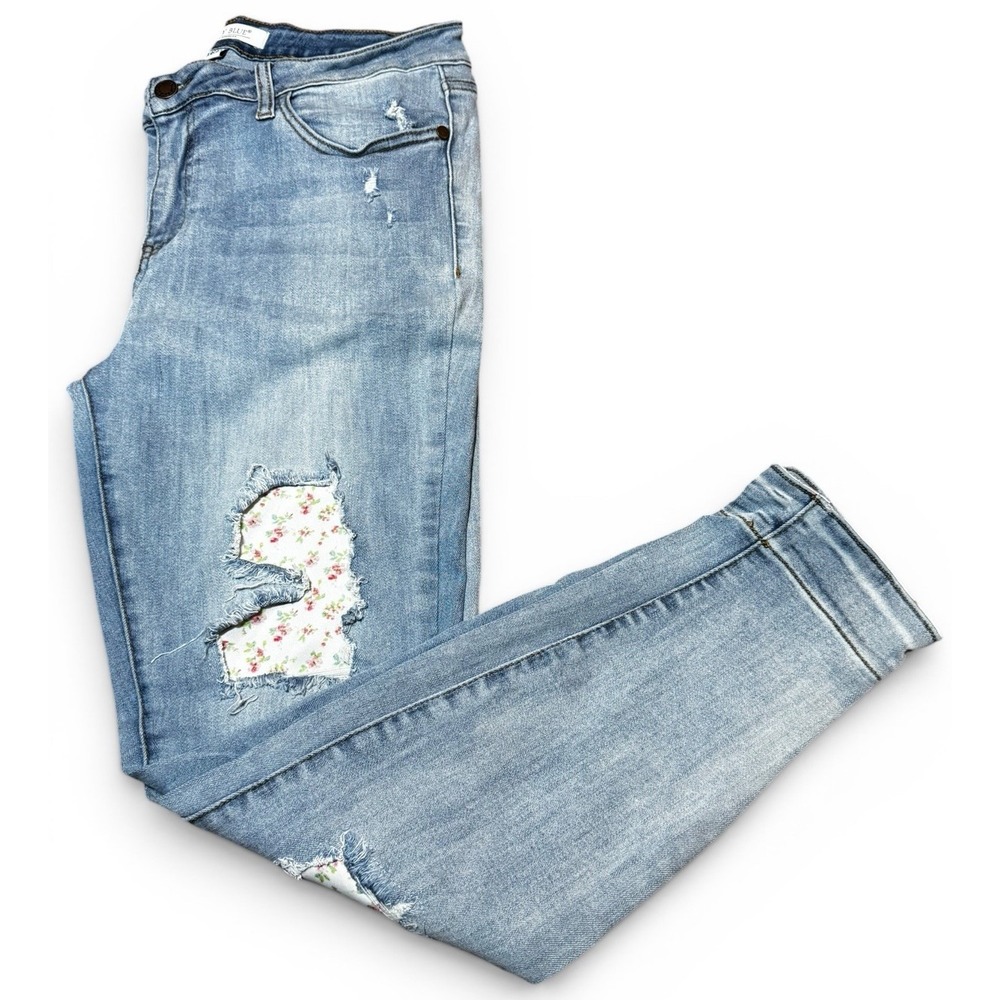 Judy Blue Jeans Womens 13/31 Distressed Floral Patch Stretch Light